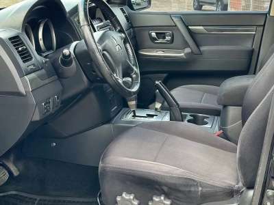 Mitsubishi Montero GLS - Image 4