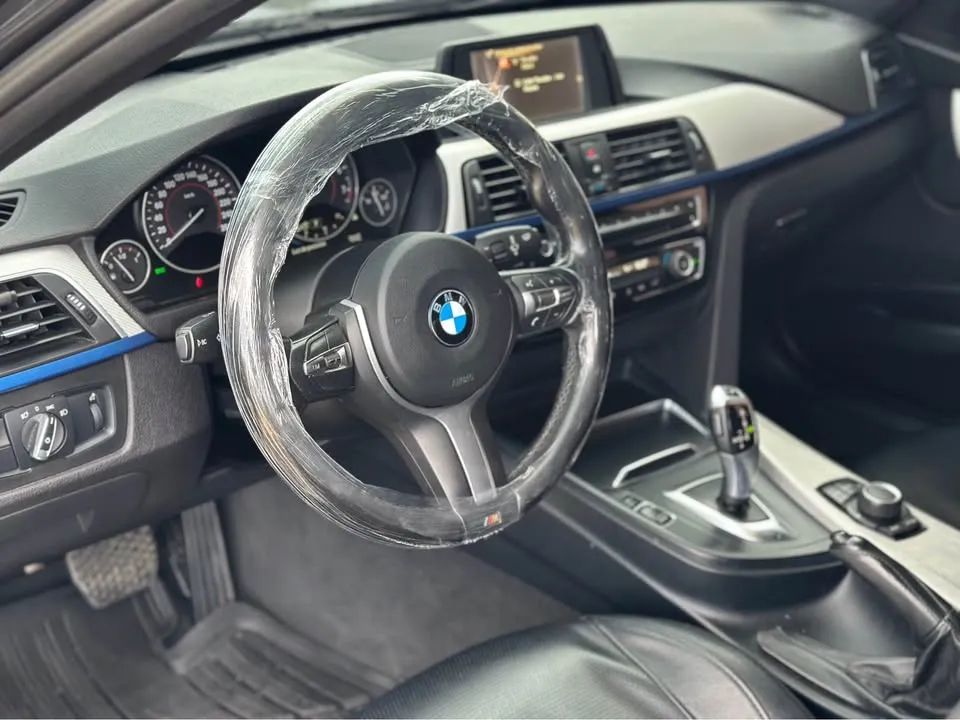 BMW 318i - Image 7