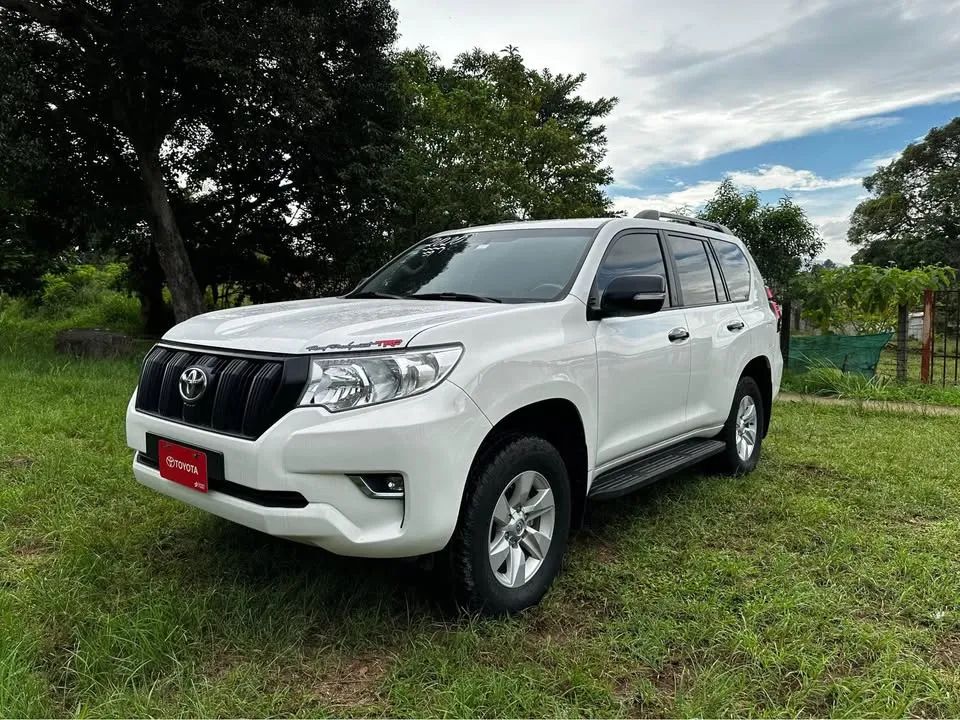Toyota Land Cruiser Prado - Image 1