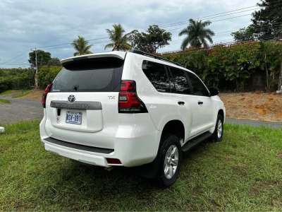 Toyota Land Cruiser Prado - Image 5