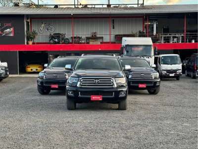 Toyota Sequoia - Image 1