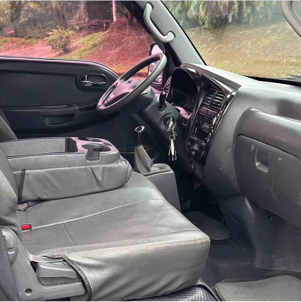 Kia Bongo - Image 4