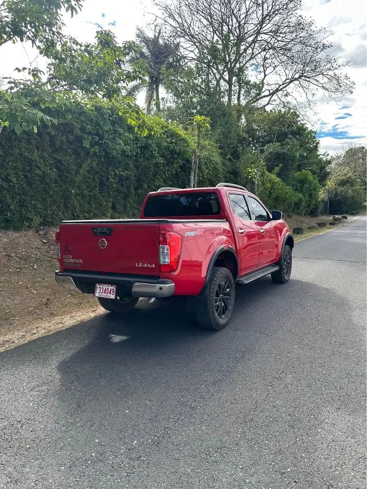Nissan Frontier - Image 2