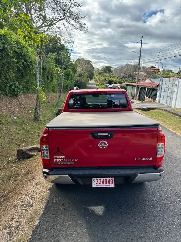 Nissan Frontier - Image 8
