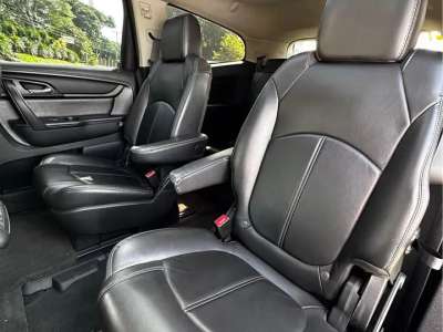 Chevrolet Traverse - Image 2