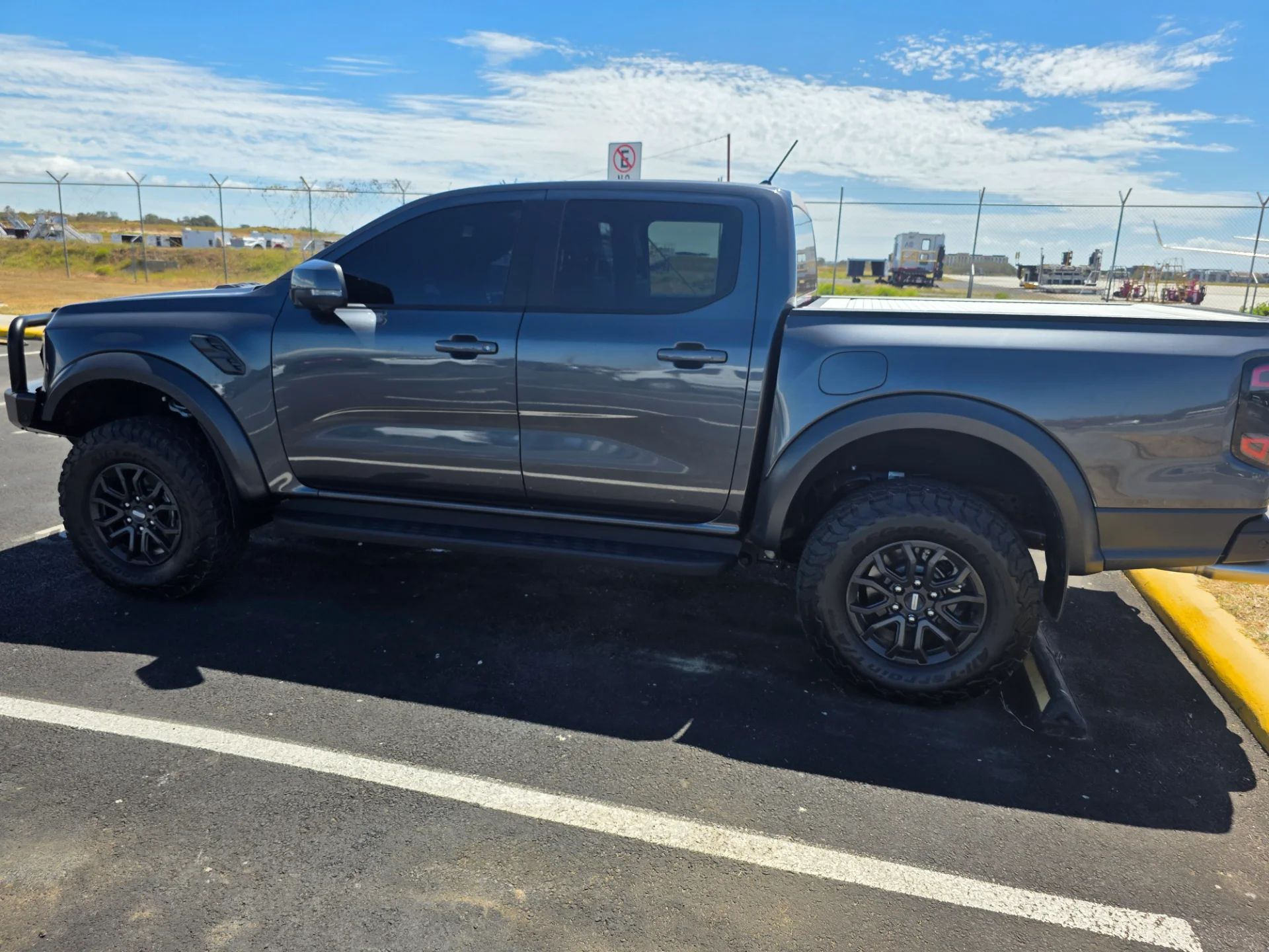 Ford Ranger Raptor - Image 2