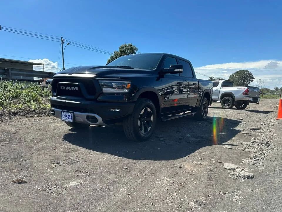 Dodge RAM 1500 Rebel Limited - Image 2