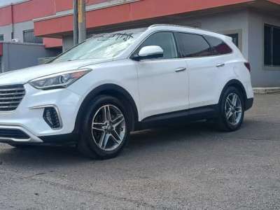 Hyundai Santa Fe - Image 2