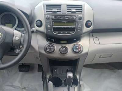 Toyota RAV4 - Image 4