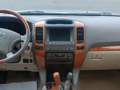 Lexus GX 460 - Image 4