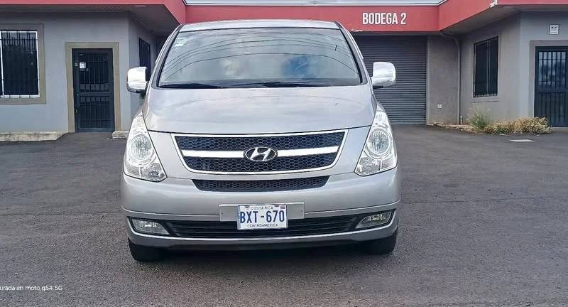 2011 Hyundai H1