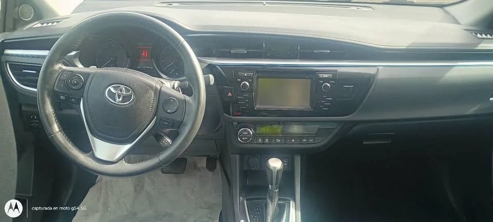 Toyota Corolla S - Image 4