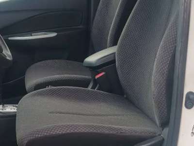 Toyota Yaris - Image 4