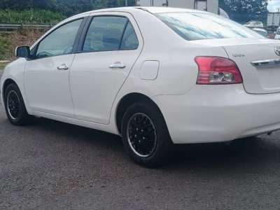 Toyota Yaris - Image 3