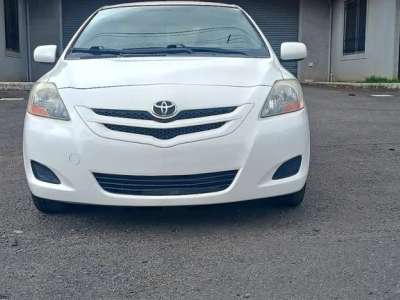 Toyota Yaris - Image 1