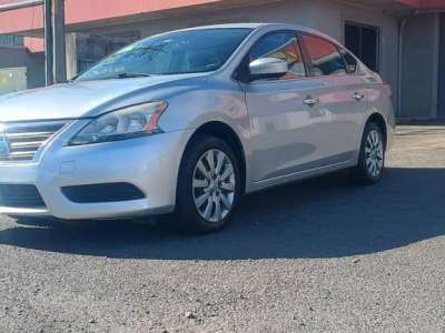 Nissan Sentra - Image 2