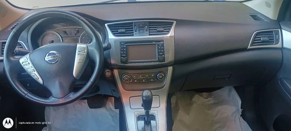 Nissan Sentra - Image 4