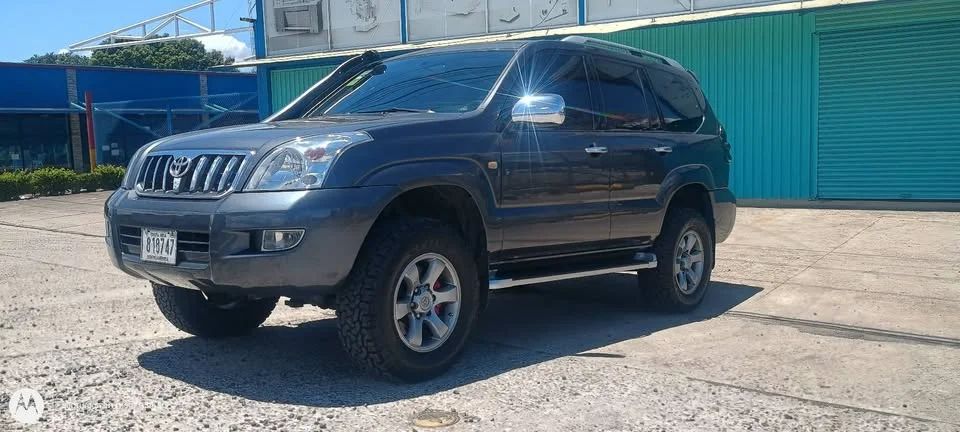 Toyota Prado - Image 2
