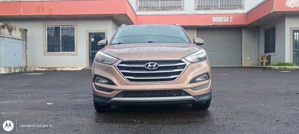 Hyundai Tucson - Image 1