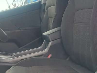 KIA SPORTAGE - Image 4