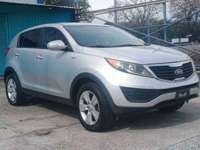 KIA SPORTAGE - Image 2