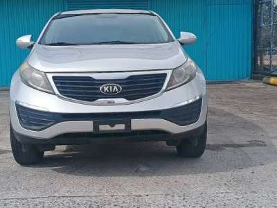 KIA SPORTAGE - Image 1
