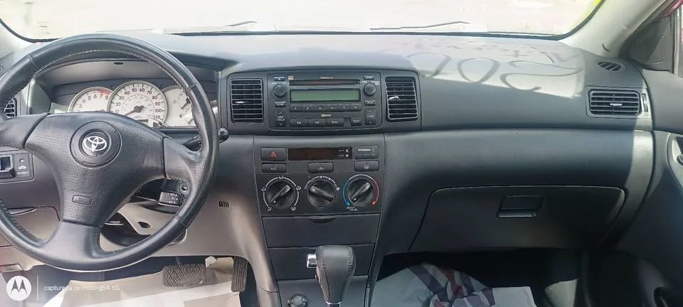 Toyota Corolla - Image 4