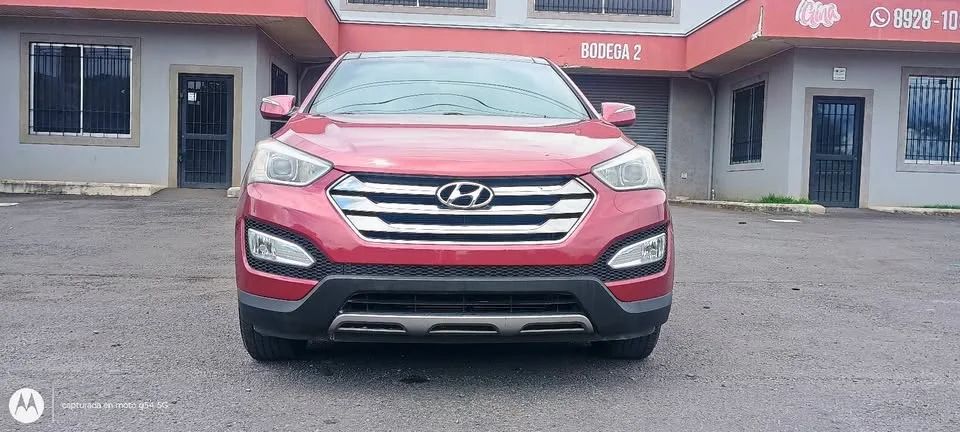 Hyundai Santa Fe - Image 1