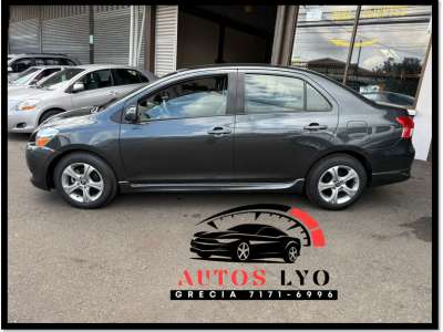 Toyota Yaris - Image 5