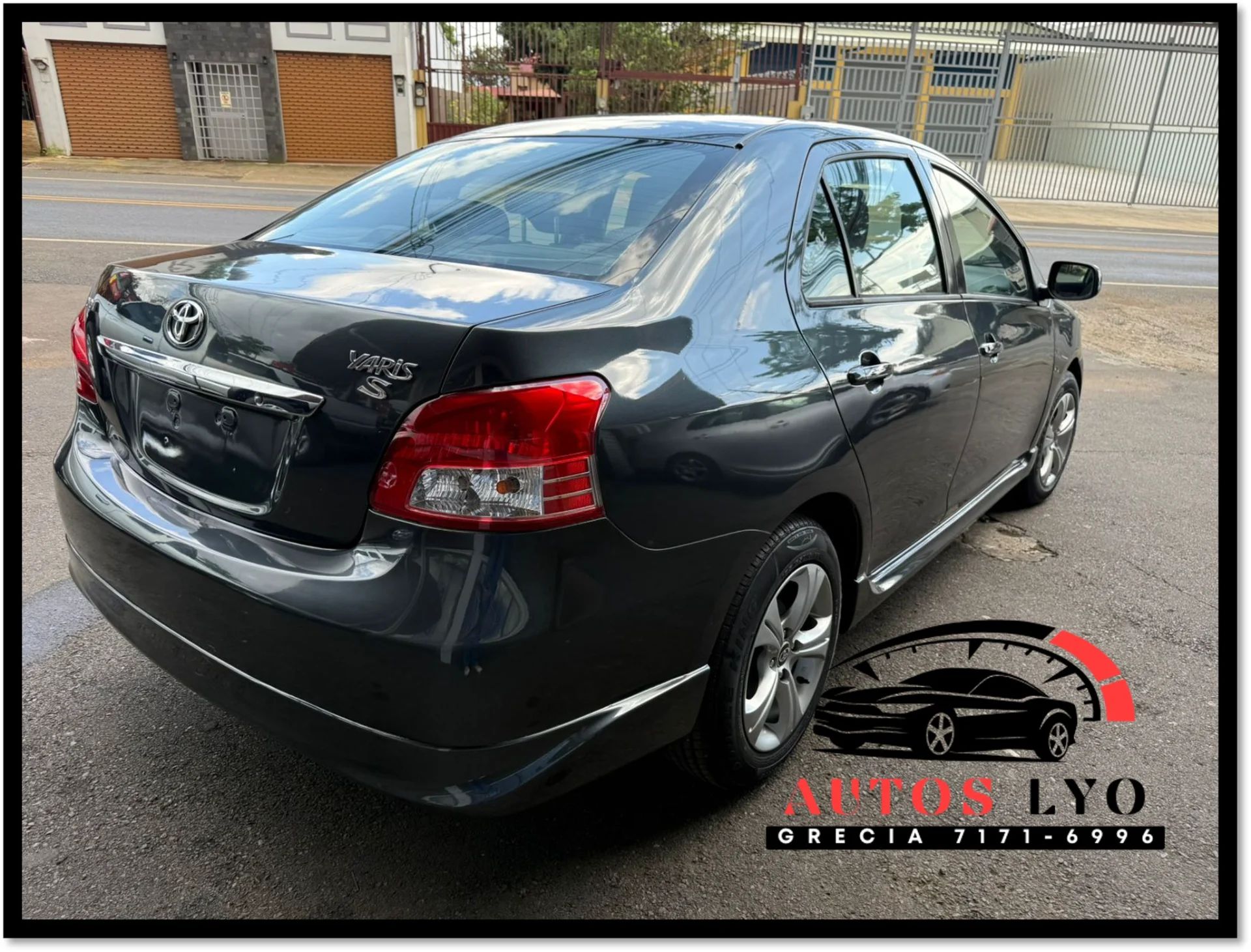 Toyota Yaris - Image 8