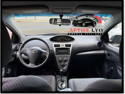 Toyota Yaris - Image 9