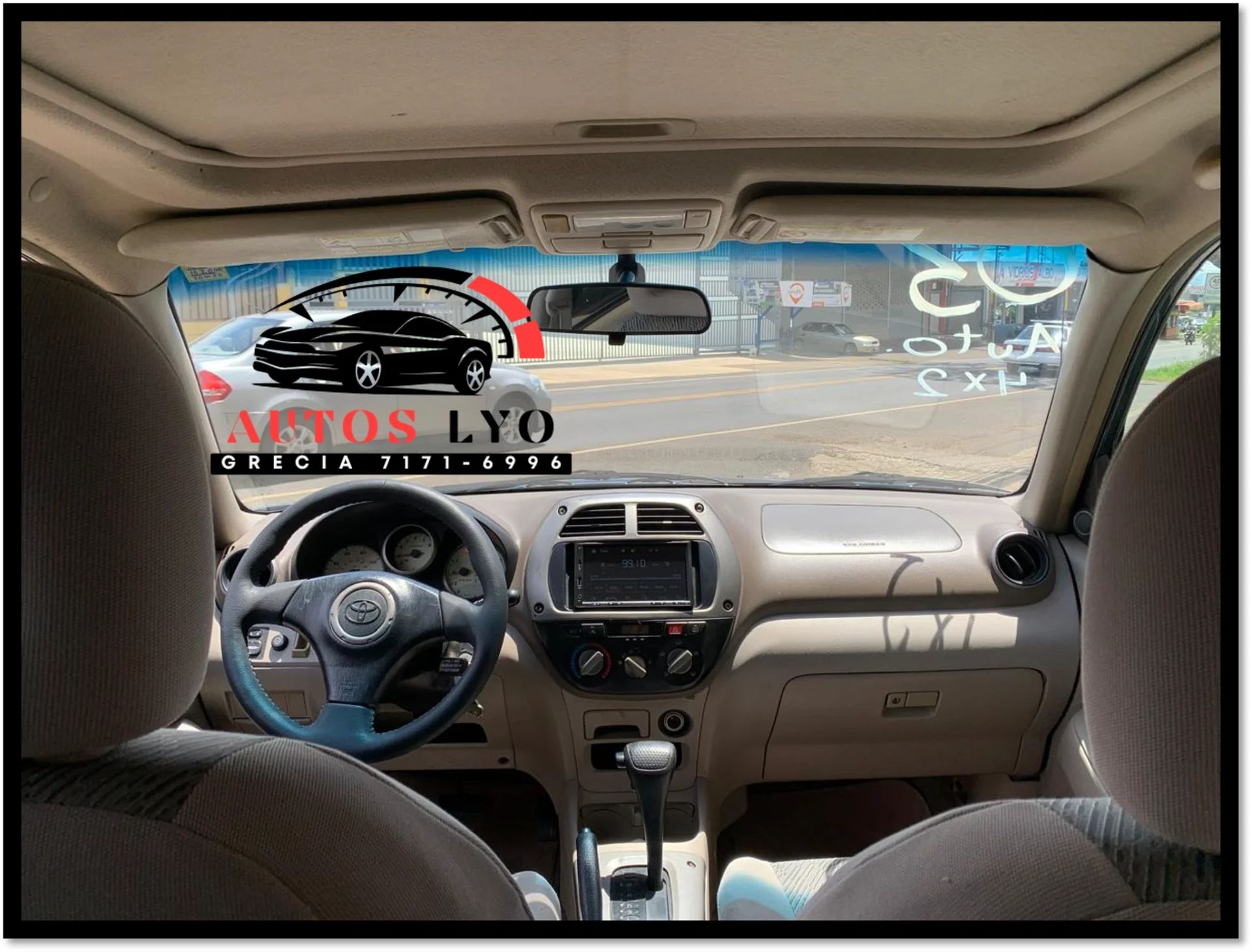 Toyota RAV4 - Image 2