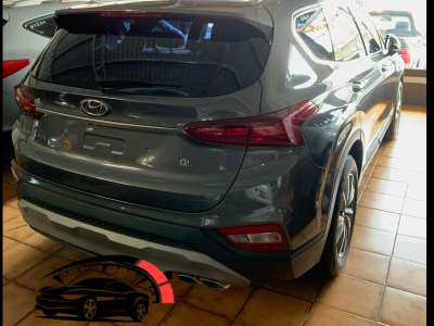 Hyundai Santa Fe - Image 2