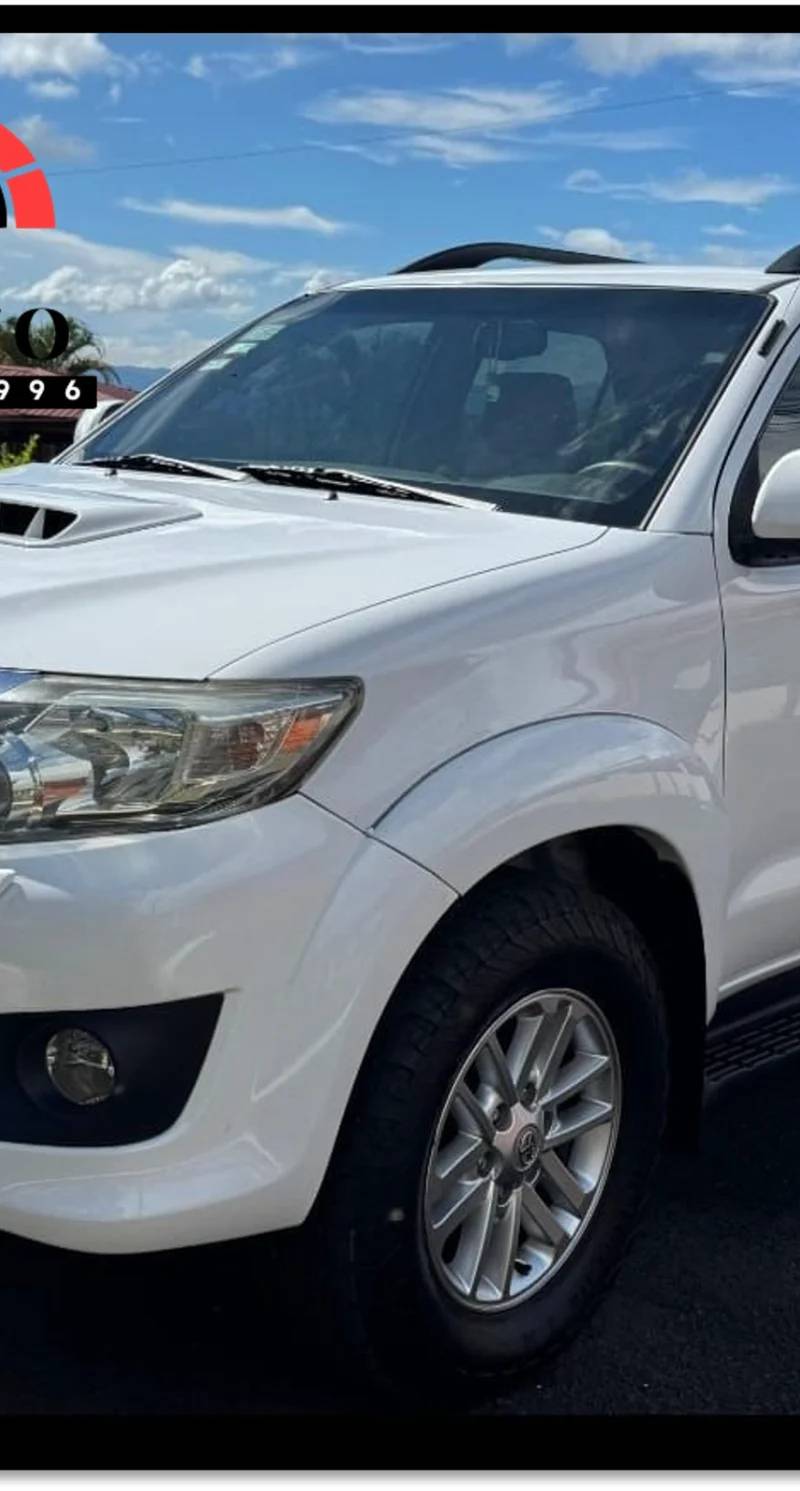 2012 Toyota Fortuner SRV