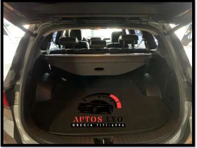 Hyundai Santa Fe - Image 2