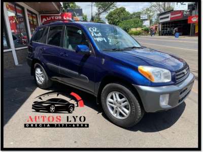 Toyota RAV4 - Image 1