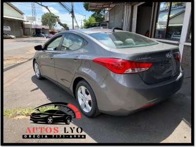 Hyundai Elantra - Image 8