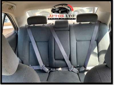 Toyota Yaris - Image 2