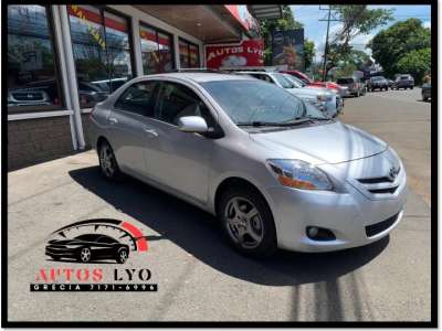 Toyota Yaris - Image 8