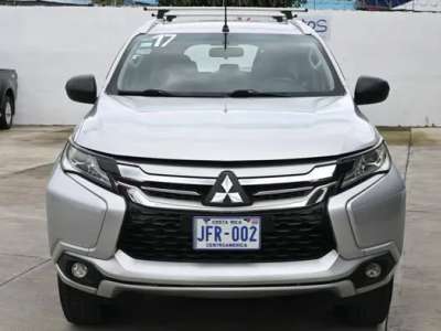 Mitsubishi Montero Sport - Image 1