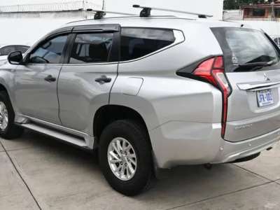 Mitsubishi Montero Sport - Image 2