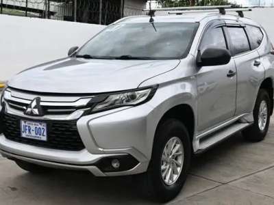 Mitsubishi Montero Sport - Image 3