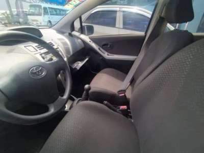 Toyota Yaris - Image 4