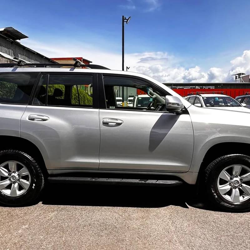 2023 Toyota Prado TX-L
