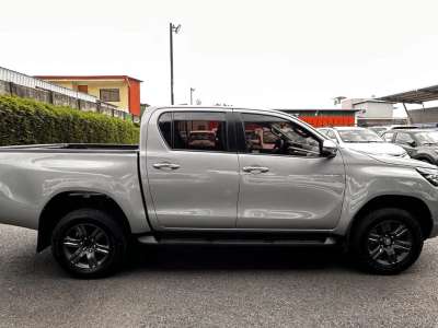 Toyota Hilux - Image 1