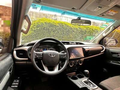 Toyota Hilux - Image 3