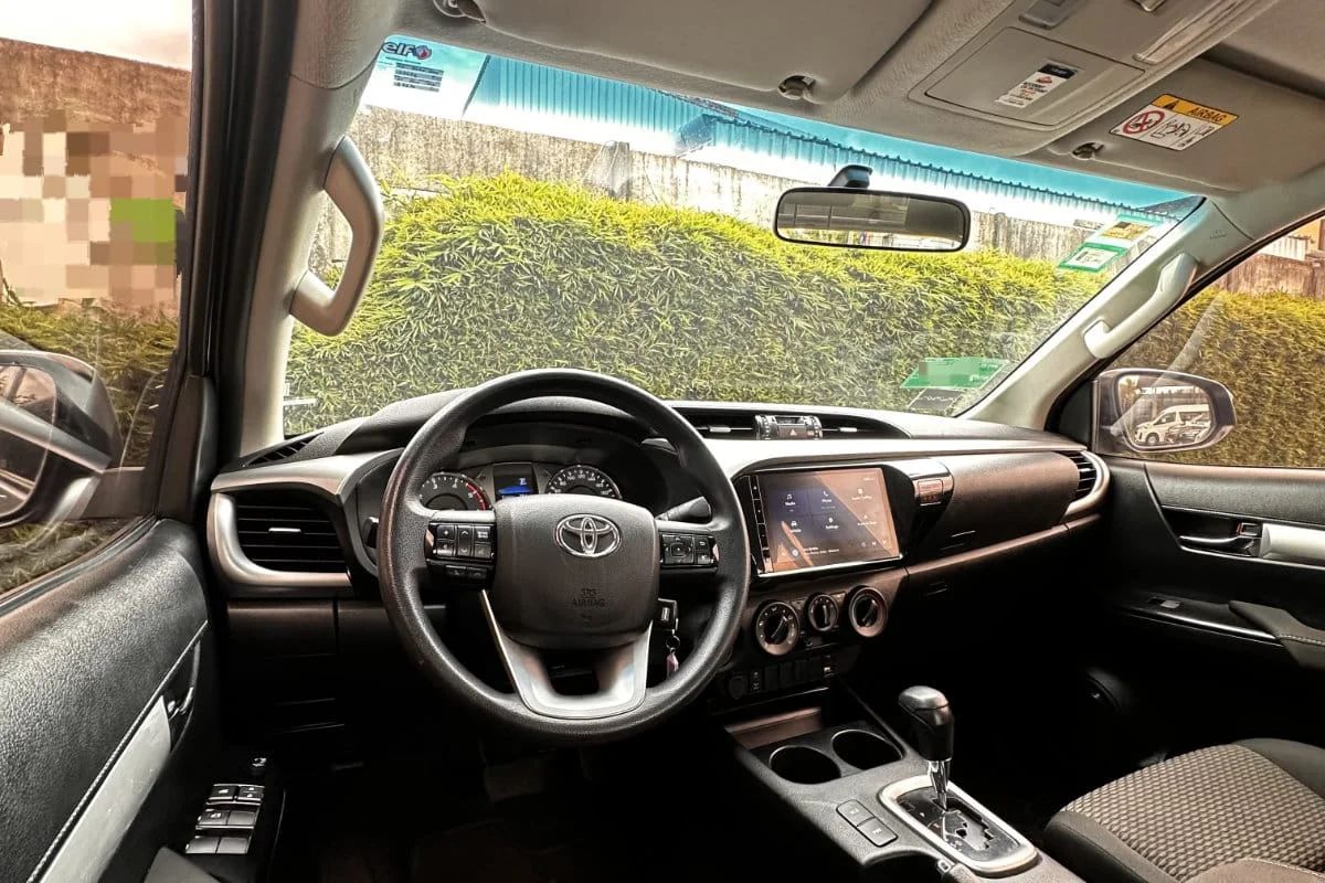 Toyota Hilux - Image 4