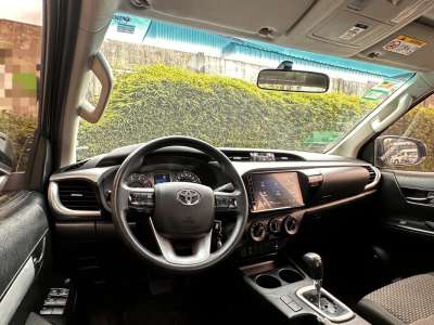 Toyota Hilux - Image 4