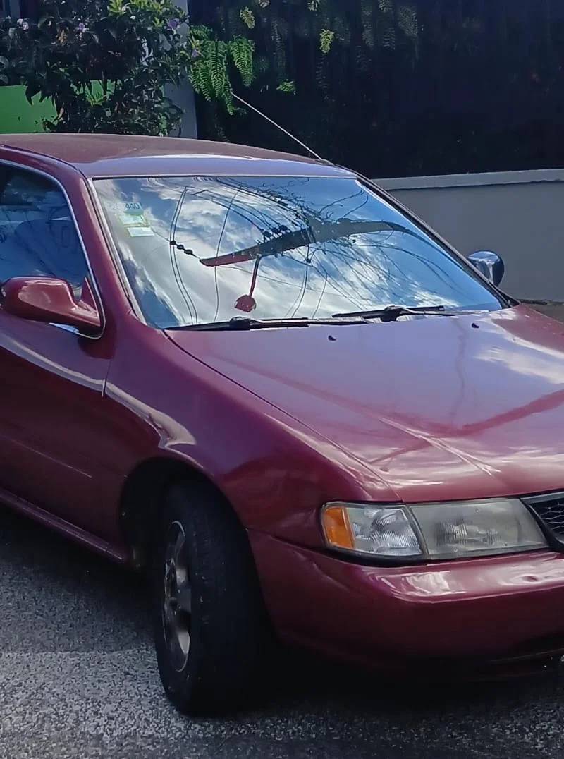1998 Nissan B14