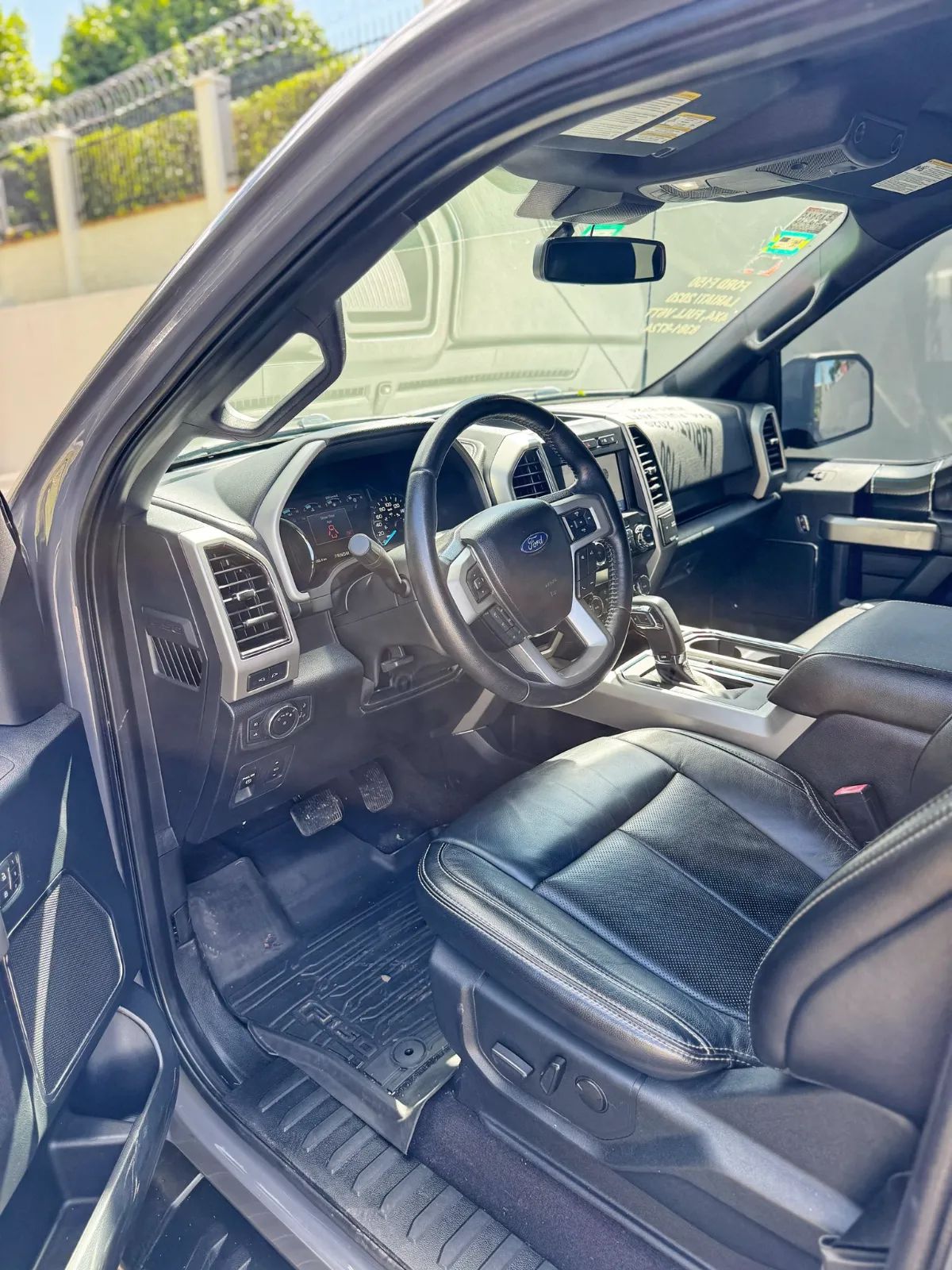 Ford F-150 - Image 8